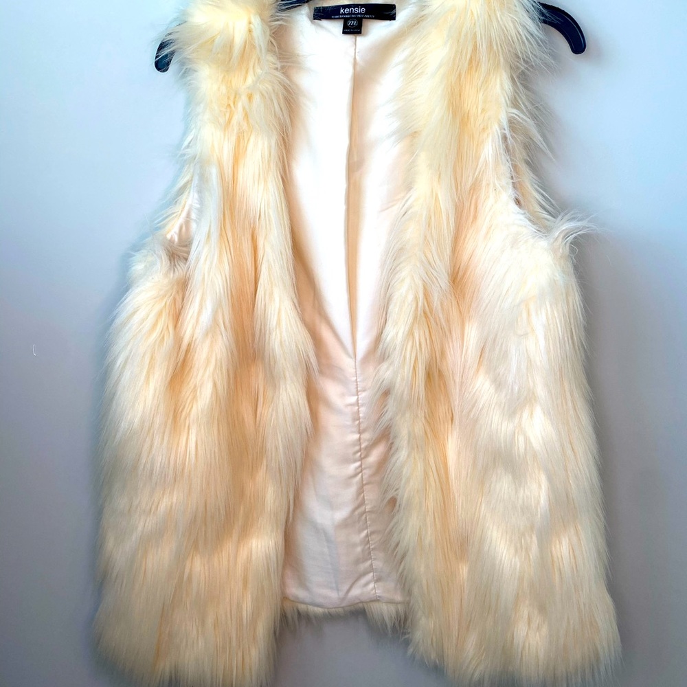 Women's Faux Fur Vest